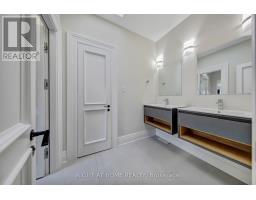 1017 Lorne Park Road, Mississauga, ON L5H2Z9 Photo 32