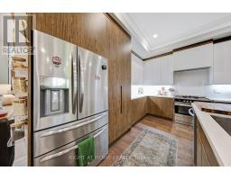 Kitchen - 1017 Lorne Park Road, Mississauga, ON L5H2Z9 Photo 9