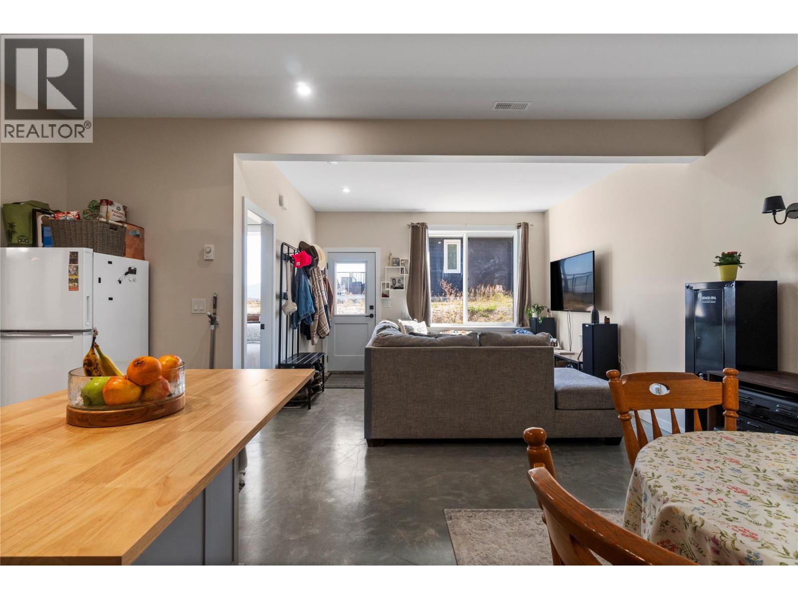  2545 Panoramic Way, Blind Bay