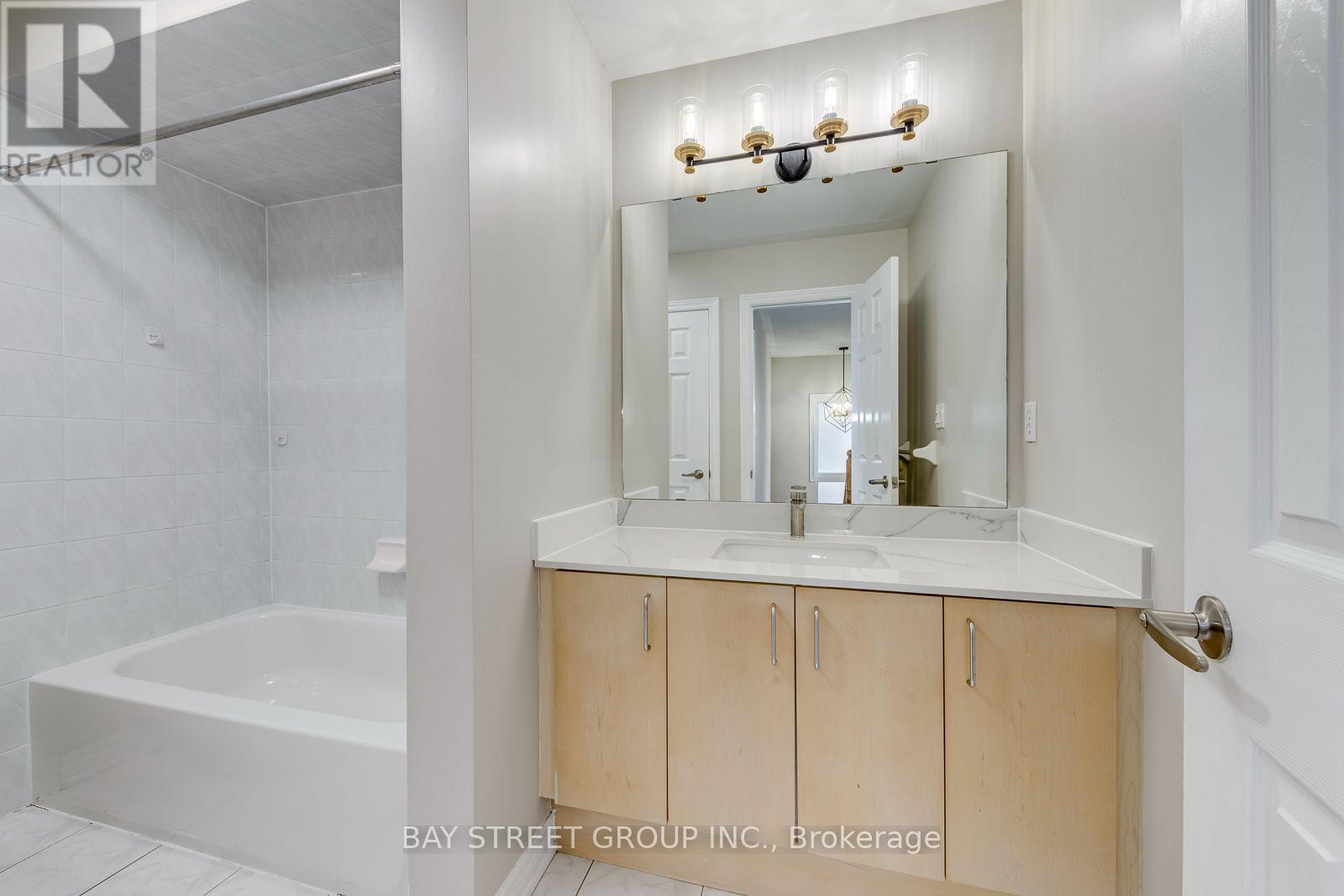 2455 Felhaber Crescent, Oakville, ON photo 36