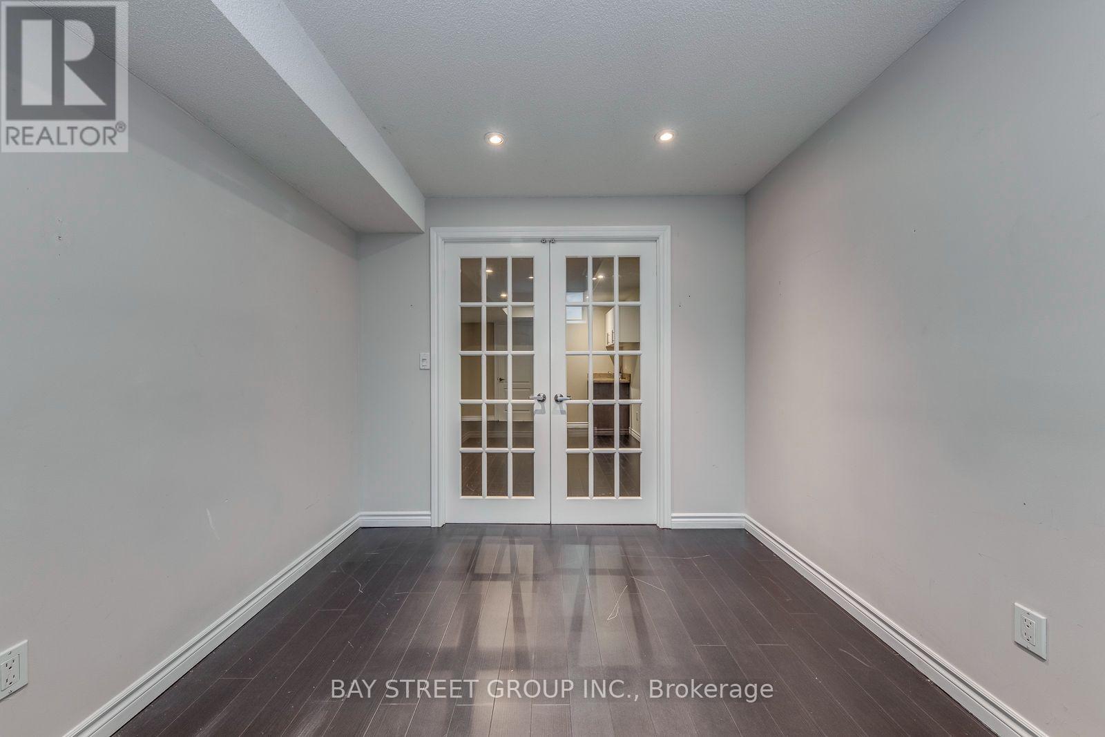 2455 Felhaber Crescent, Oakville, ON photo 43