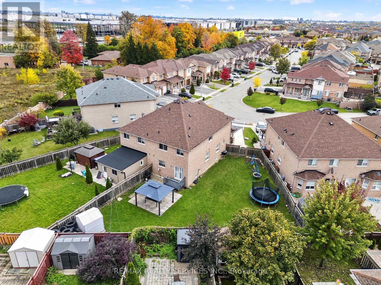 115 PASSFIELD TRAIL - 5