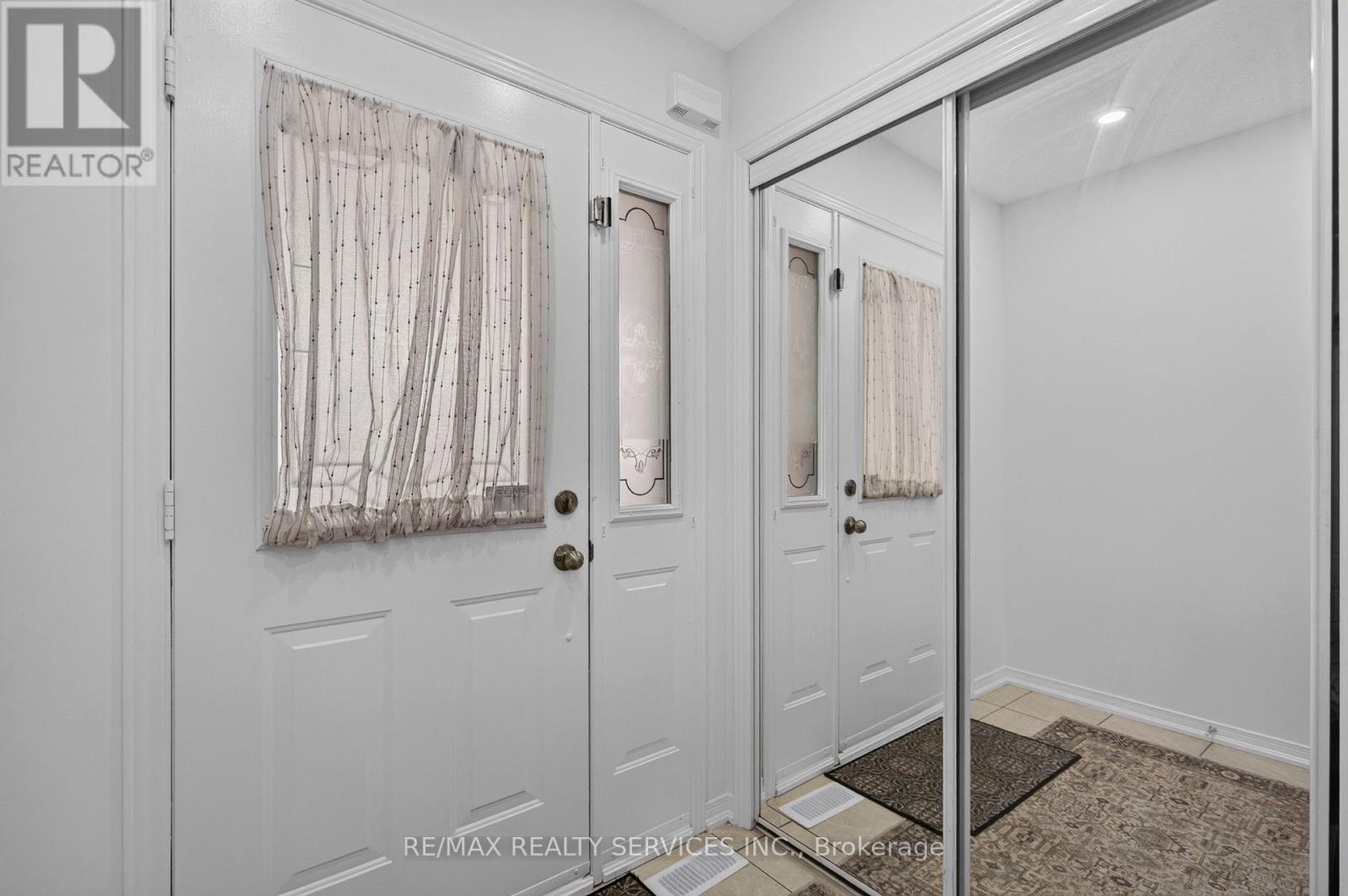 115 PASSFIELD TRAIL, Brampton (Bram East) — photo 9