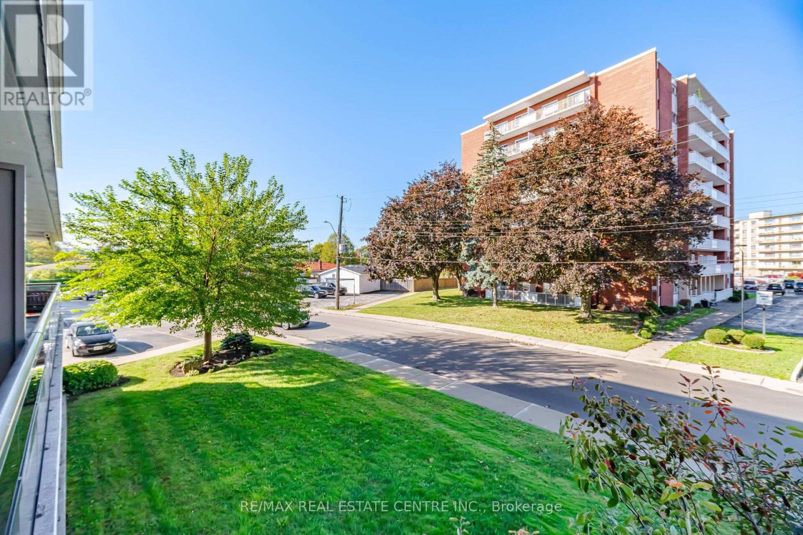 204 - 11 WOODMAN DRIVE S, Hamilton (Corman) — photo 6