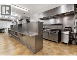 320 South Service Road E, Swift Current, SK S9H3T6 Photo 7