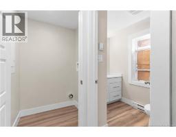 117 Elmwood Drive, photo 23