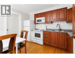 117 Elmwood Drive, photo 9