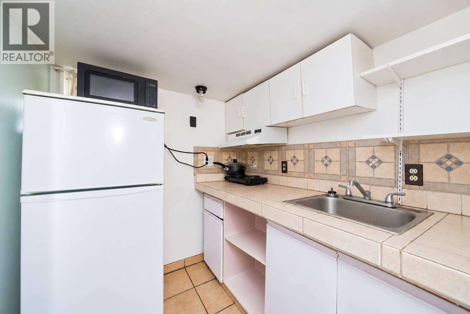 Photo of 4940 KILLARNEY STREET 20