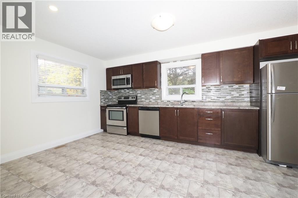 207 Sheldon Avenue North — photo 10