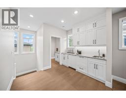 11 Elveden Place SW - photo 31