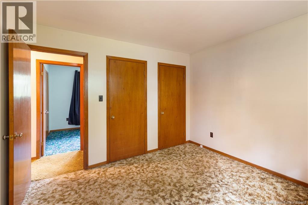 27 Brewster Street - 17