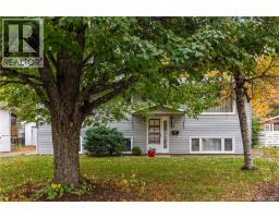 27 Brewster Street, photo 2