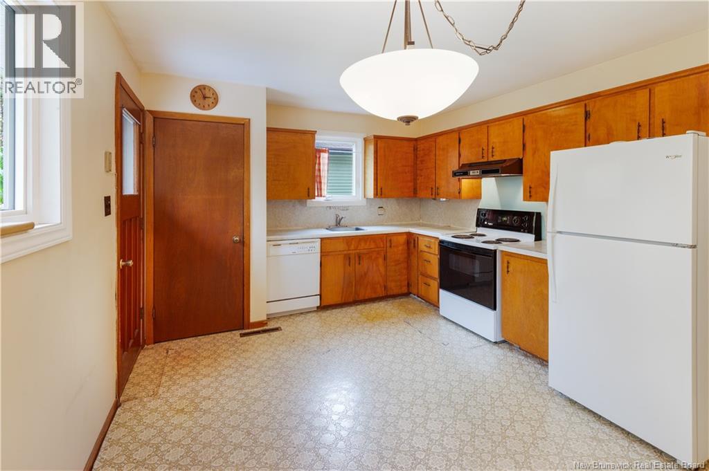 27 Brewster Street - 6