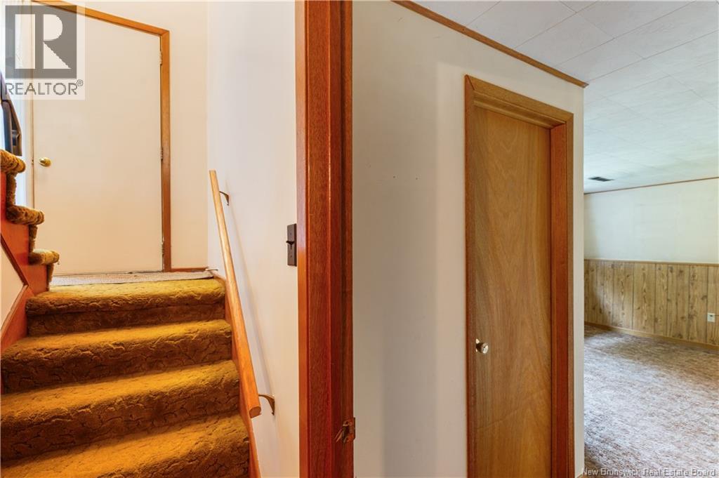 27 Brewster Street - 23