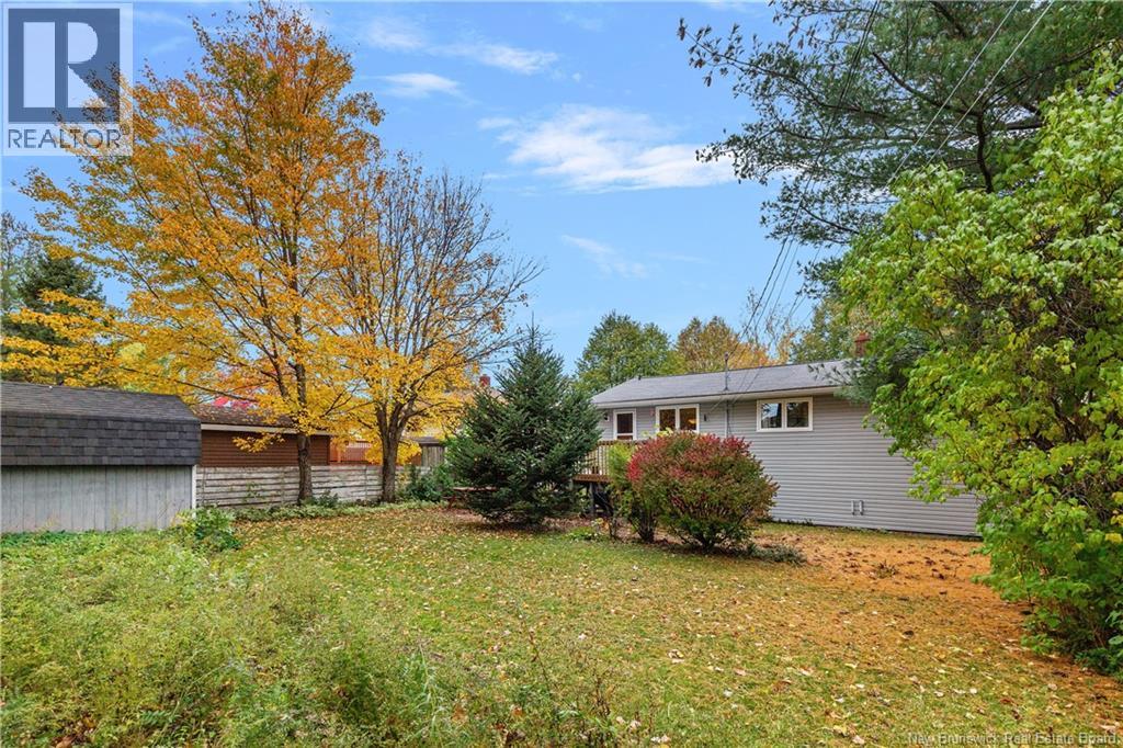 27 Brewster Street - 38