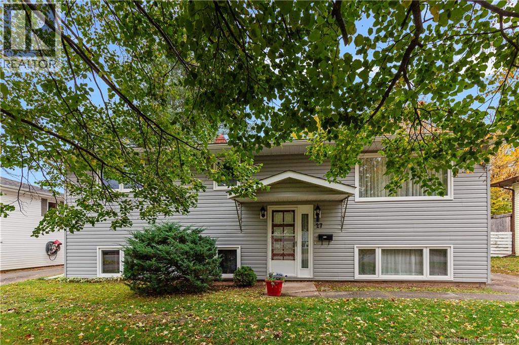 27 Brewster Street - 43