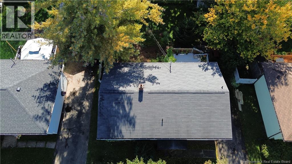 27 Brewster Street - 44