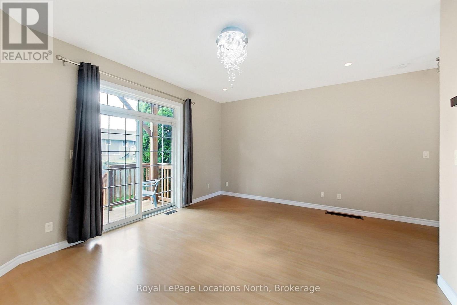 #4 24 ALBERY COURT - 17