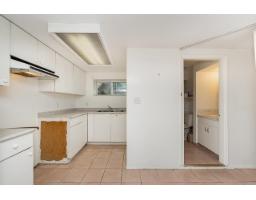 11350 Lansdowne Drive, Surrey, BC V3R4Z9 Photo 15