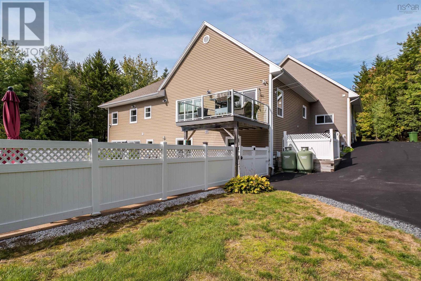 170 Magnate Court - 36