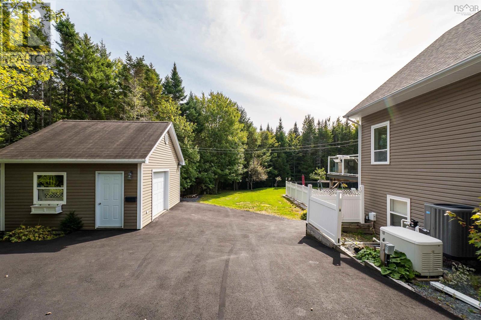 170 Magnate Court - 34