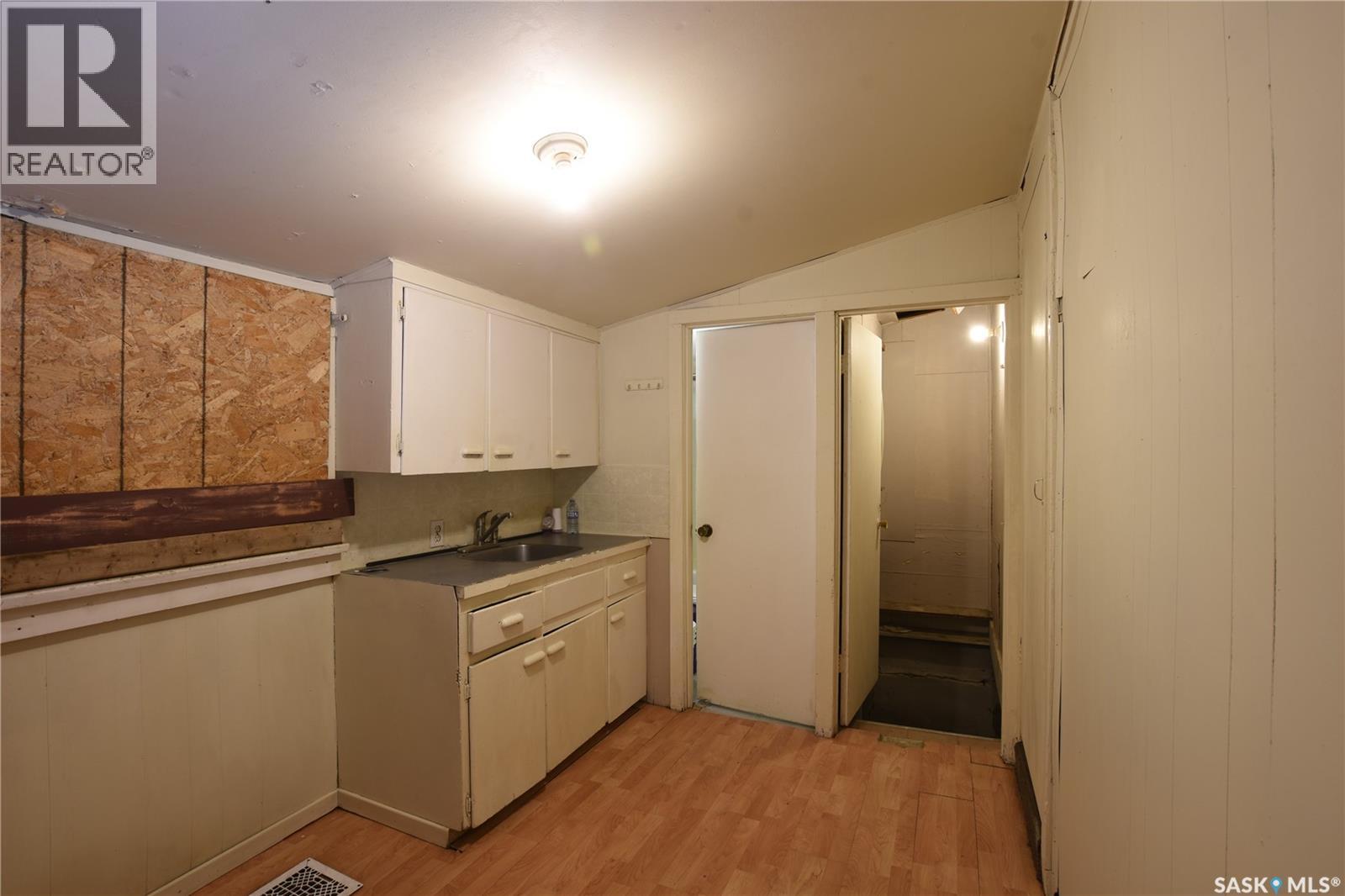 1712 Toronto STREET, Regina — photo 10
