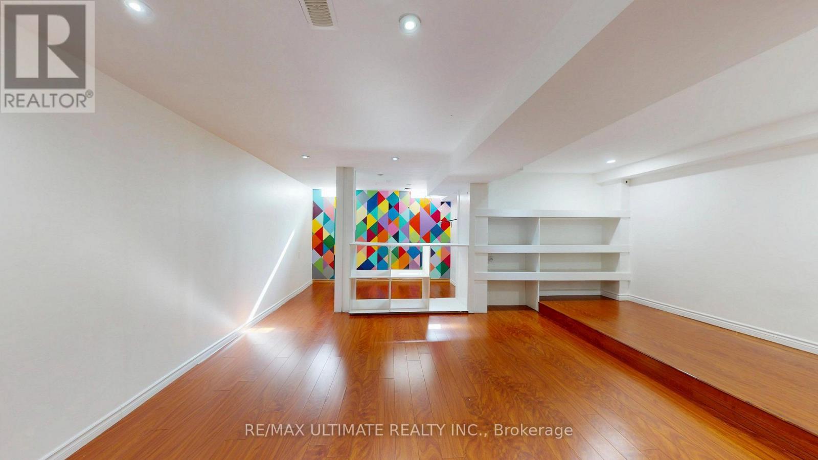 131 Foxchase Avenue — photo 23