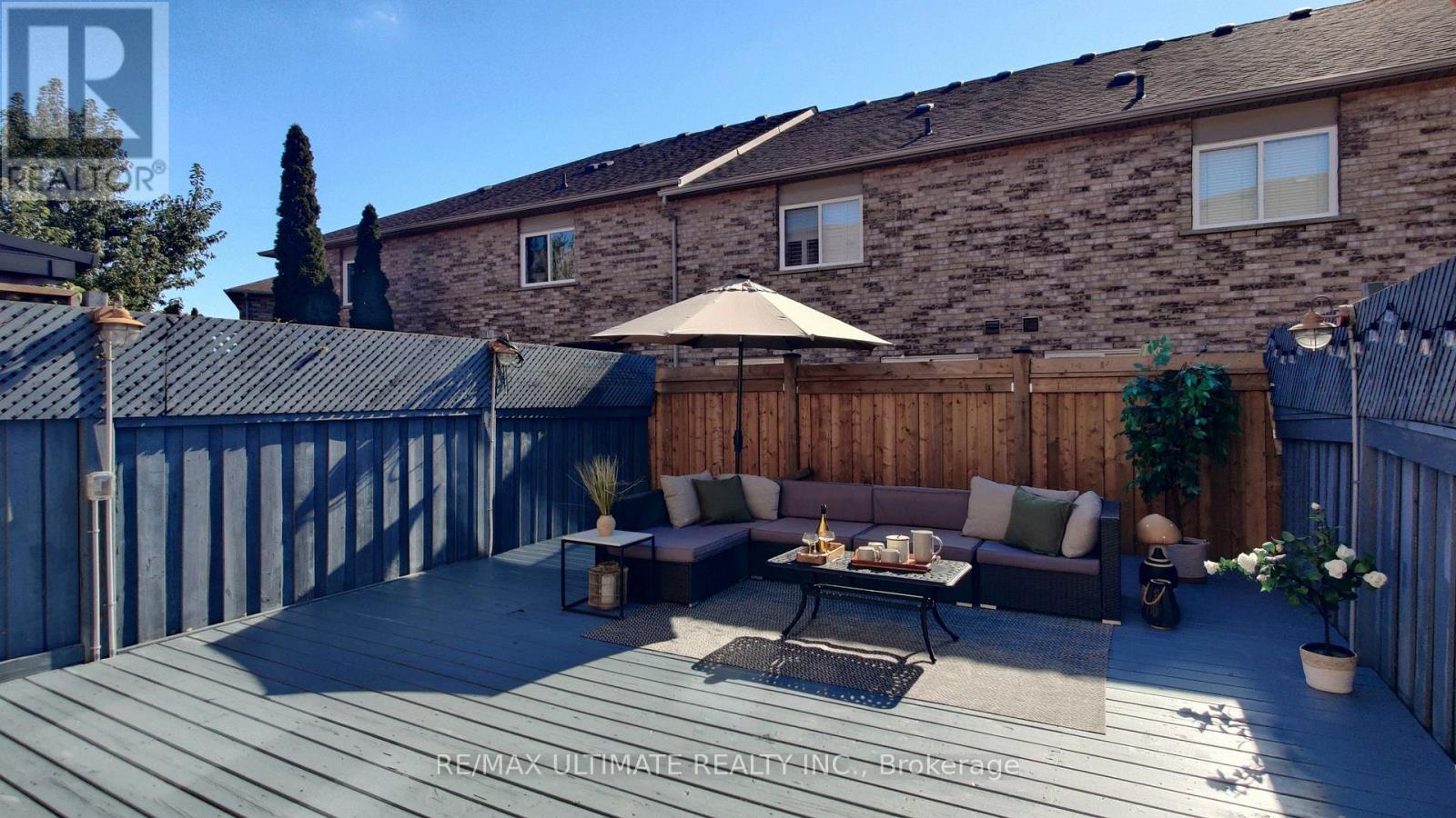 131 Foxchase Avenue — photo 29