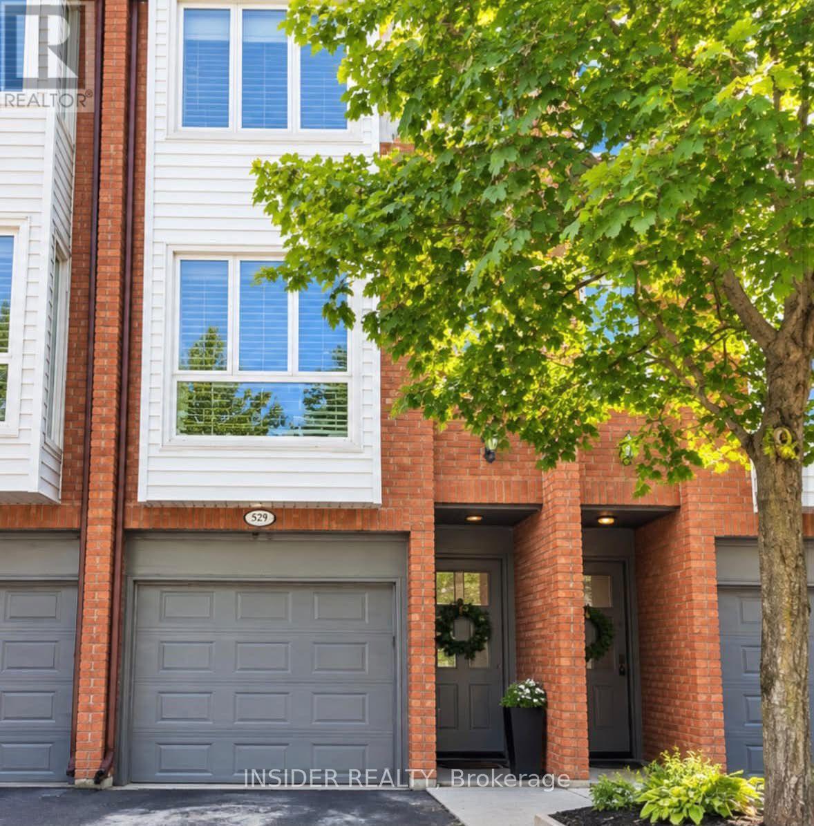 529- 895 Maple Avenue, Burlington, ON