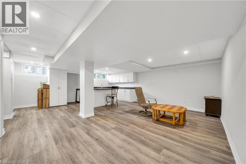 2288 Binbrook Road — photo 35