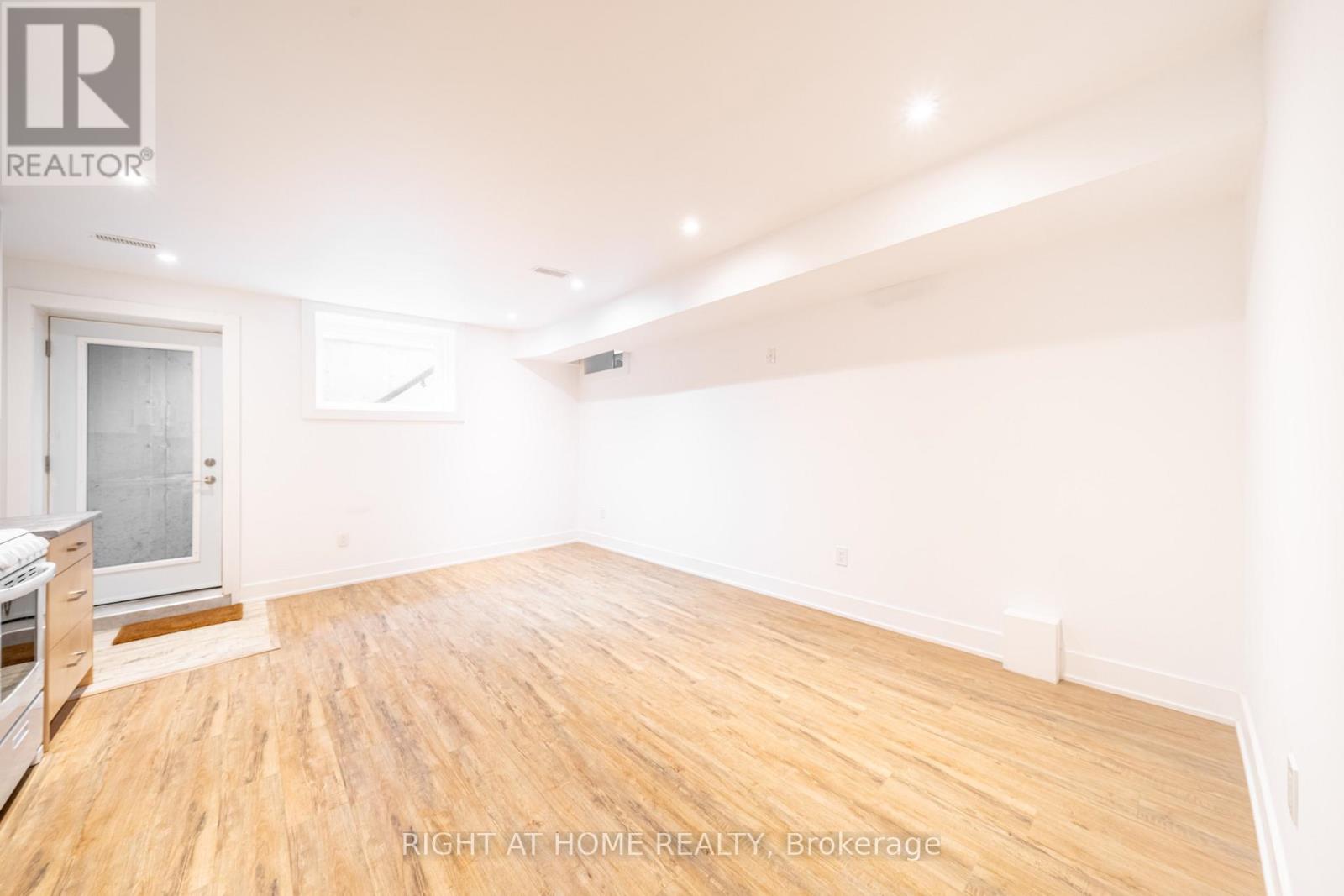 49 B East Drive — photo 7