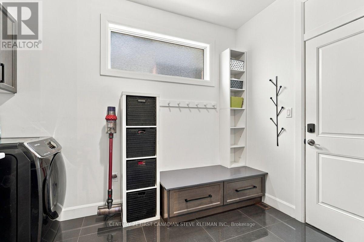 5 bedroom Single Family interior view, 2185 Tibet Butler Boulevard, Byron, London, Ontario