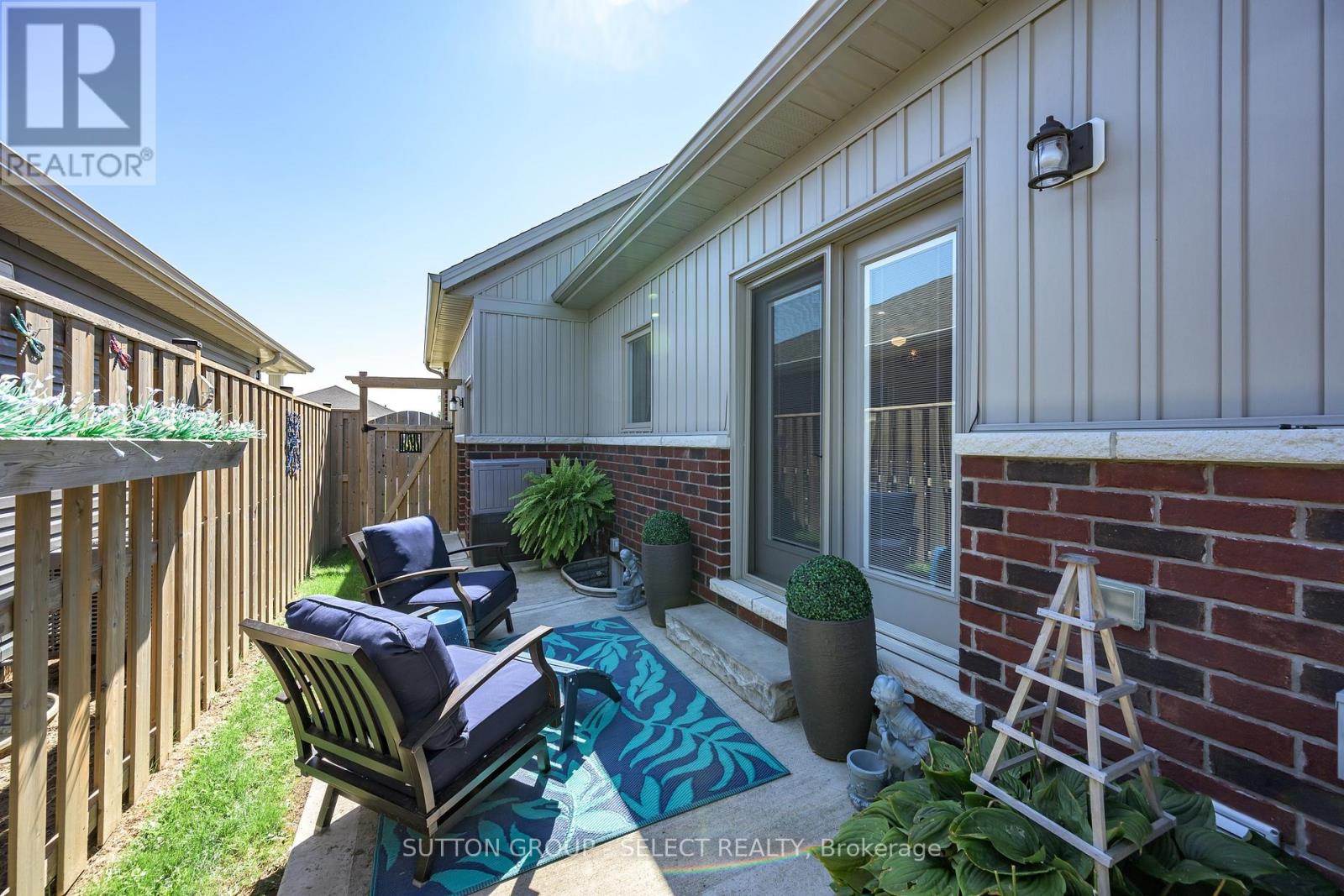 99 Lanz Boulevard — photo 10