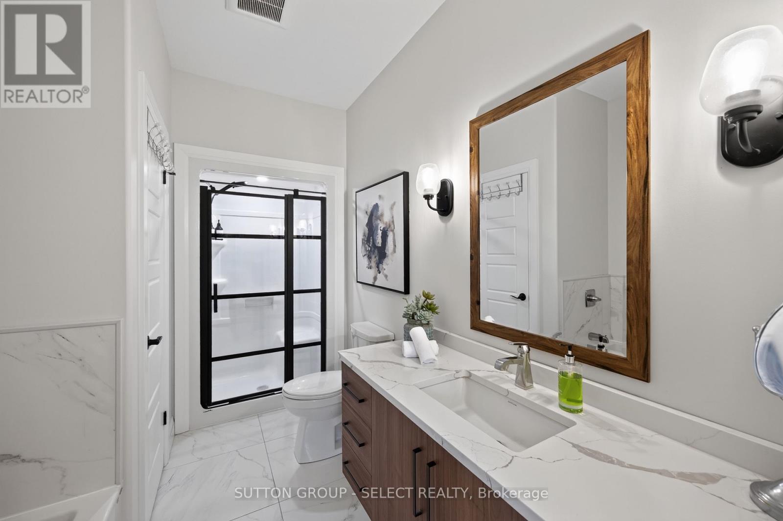 99 Lanz Boulevard — photo 26