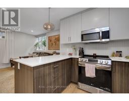 Bathroom - D - 415 Tweedsmuir Avenue, Ottawa, ON K1Z5N6 Photo 6