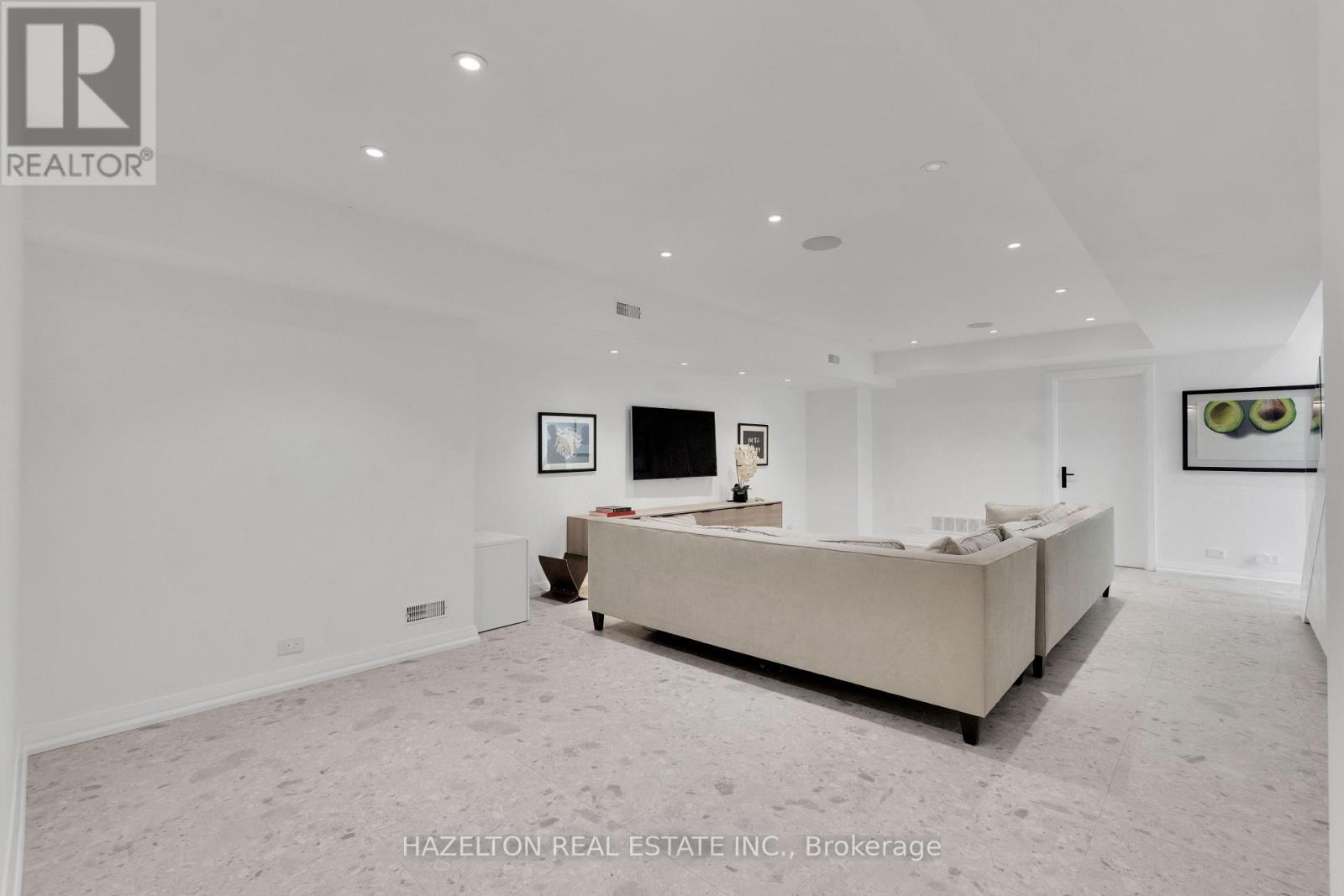 30 Harley Avenue — photo 28