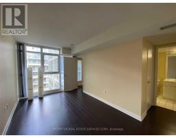 731 - 15 Iceboat Terrace, Toronto, ON M5V4A5 Photo 12