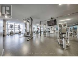 731 - 15 Iceboat Terrace, Toronto, ON M5V4A5 Photo 17