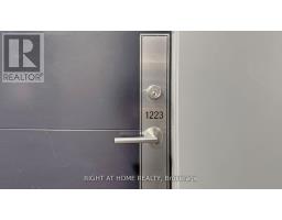 1223 - 525 Adelaide Street W, Toronto, ON M5V0N7 Photo 16