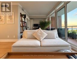 812 - 550 Queens Quay W, Toronto, ON M5V3M8 Photo 7