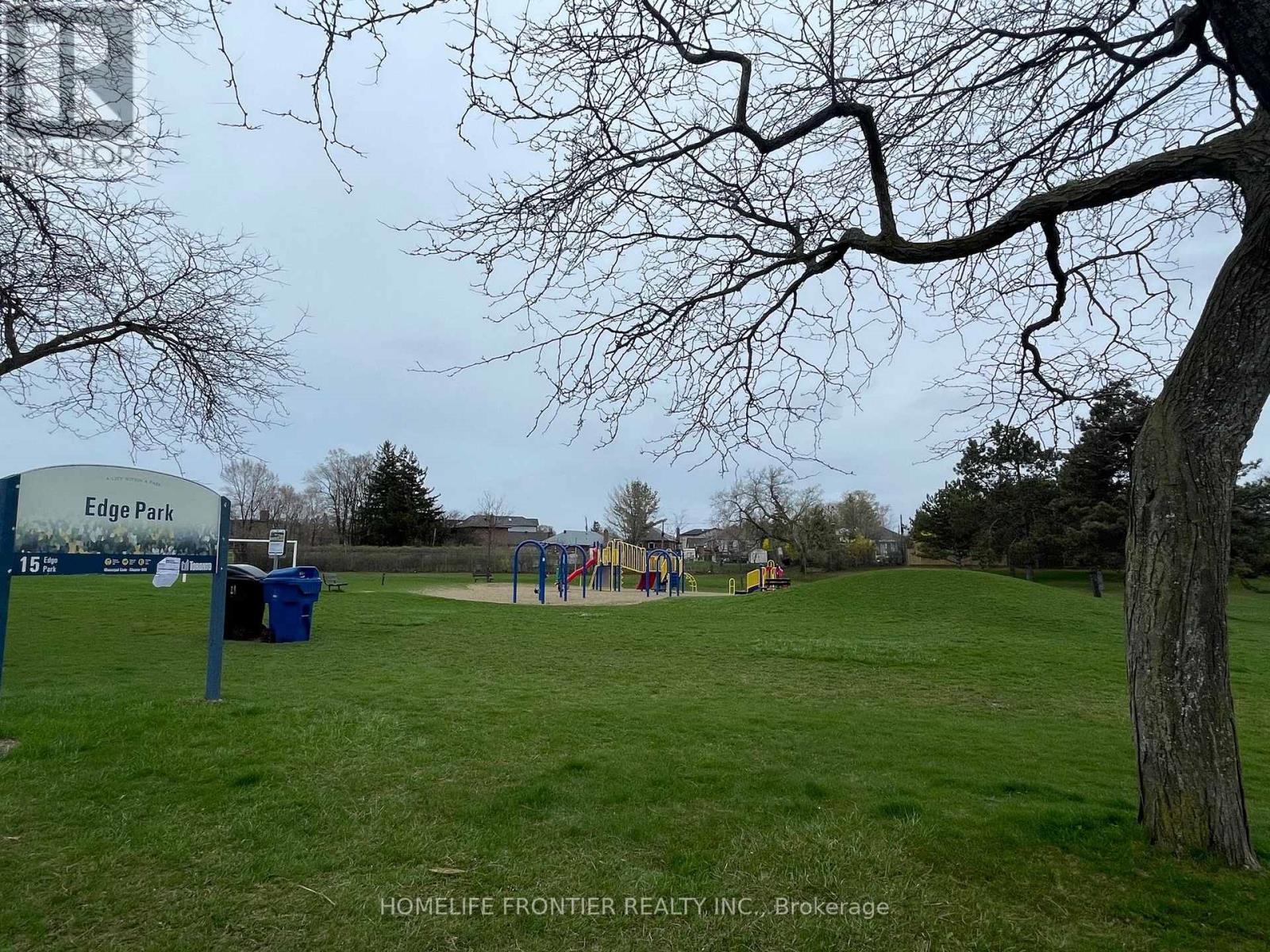 10 Edge Park Avenue — photo 17