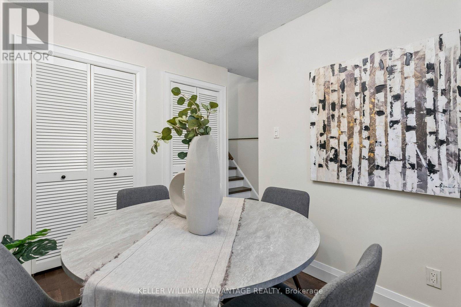 33 Sandstone Lane — photo 11