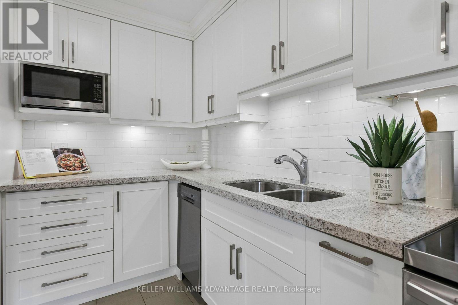 33 Sandstone Lane — photo 15