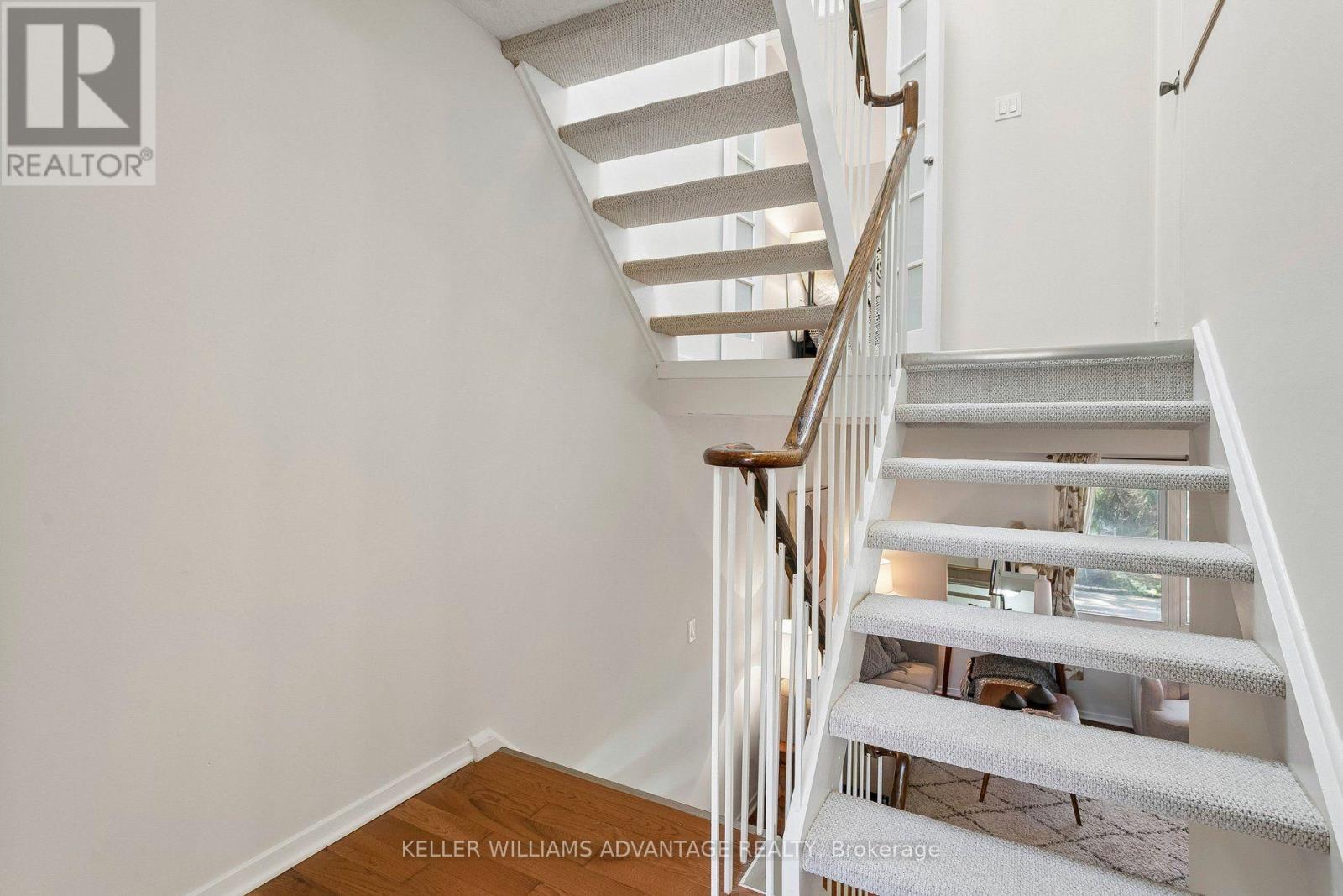 33 Sandstone Lane — photo 21