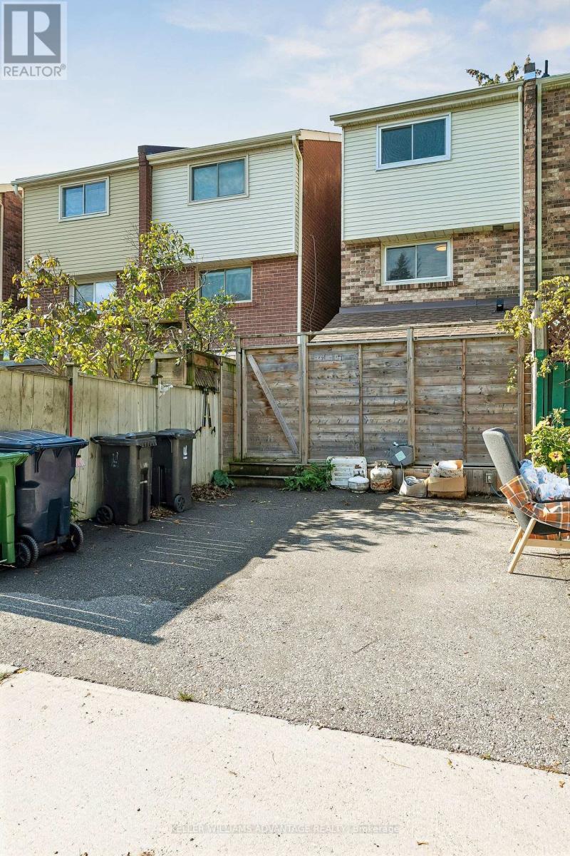 33 Sandstone Lane — photo 40
