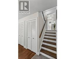 33 Sandstone Lane, Toronto, ON M4J4Z8 Photo 6