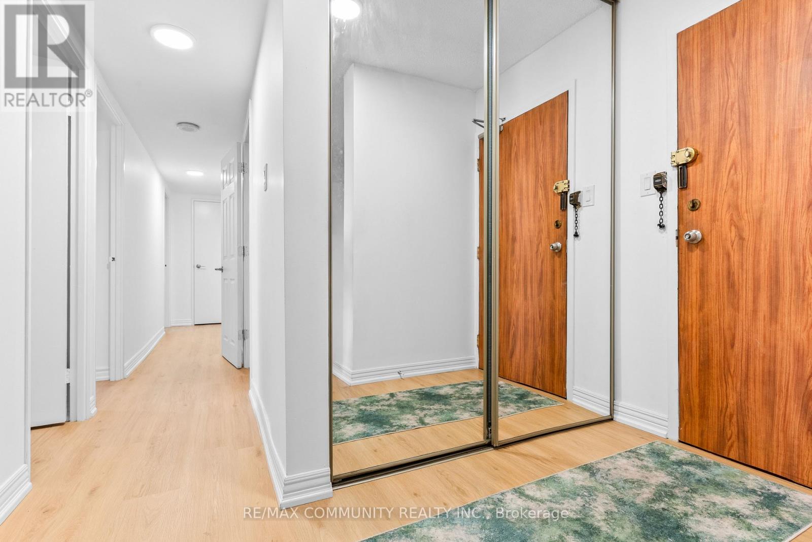 121 Trudelle Street — photo 2
