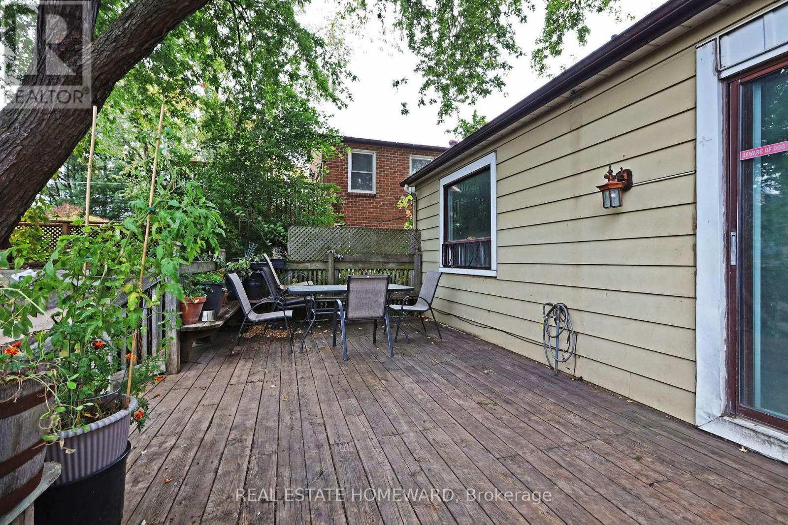 22 Haddon Avenue, Toronto, ON photo 18