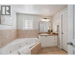 70 Inge Court, Kitchener, ON N2K3V7 Photo 28