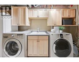 70 Inge Court, Kitchener, ON N2K3V7 Photo 32